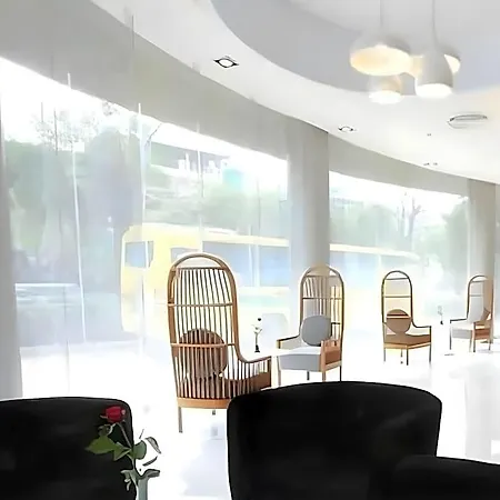 Rd Hotel